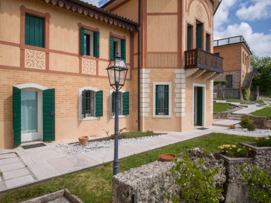 Villa a Refrontolo in Via Patrioti - Foto 4