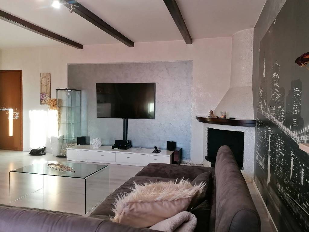 Appartamento a Giaveno in Via Caduti sul Lavoro, 27 - Foto 5