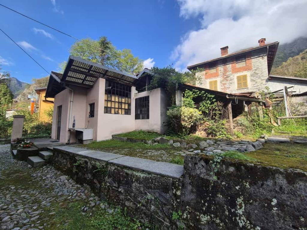 Appartamento a Varallo in Via Pasquaro - Foto 5