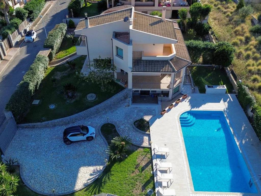 Villa a Carini in Via Agnelleria - Foto 2