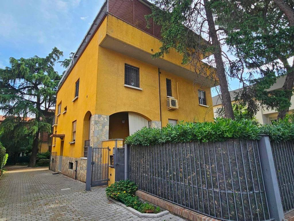 Appartamento a Bologna in Via Emilia Levante - Foto 3