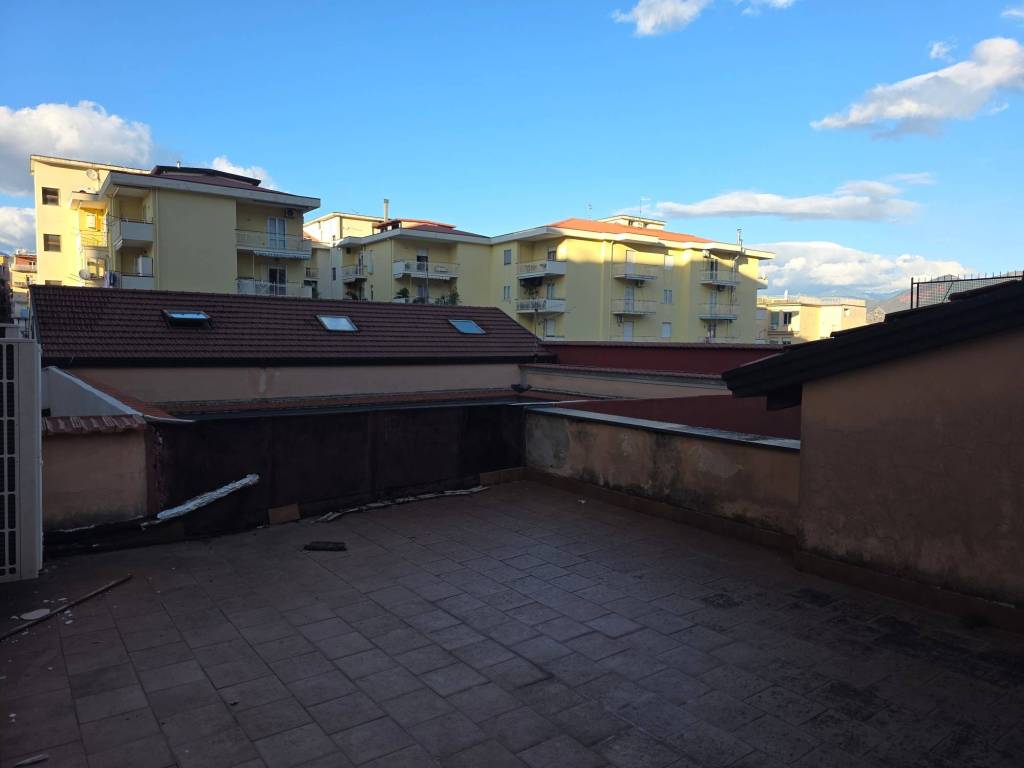 Appartamento a Pagani in Corso Ettore Padovano - Foto 3