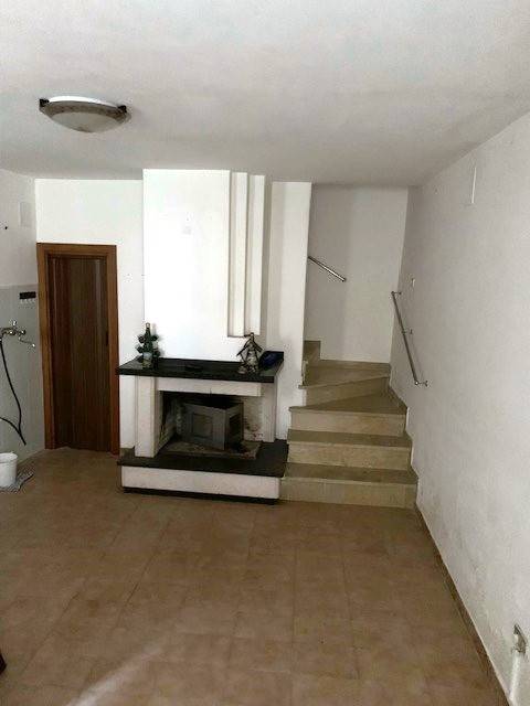 Casa indipendente a Magliano de' marsi in Via Scardassieri, 4 - Foto 2