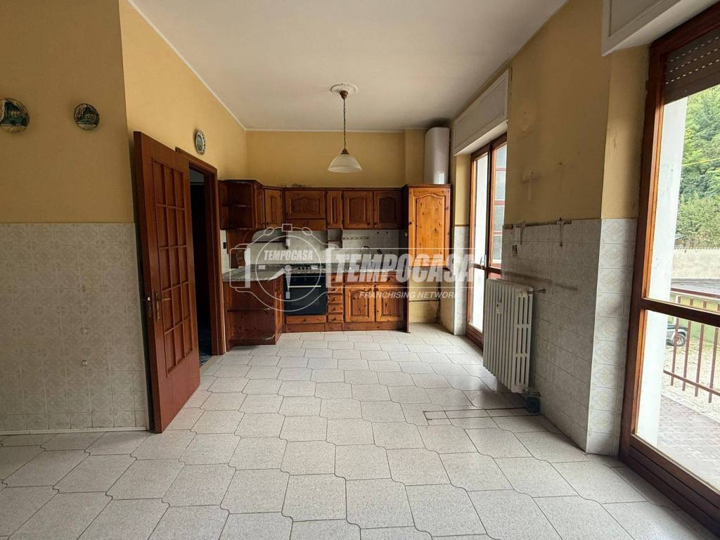 Appartamento a Incisa scapaccino in Via Ing. Albenga 22 - Foto 2