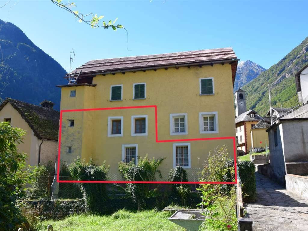Casa indipendente a Ceppo morelli in Località Case Manoli, 38 - Foto 2