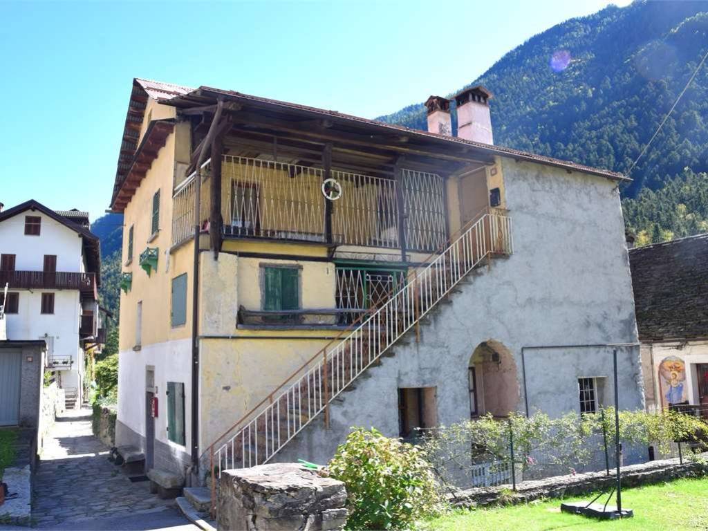 Casa indipendente a Ceppo morelli in Località Case Manoli, 38 - Foto 4
