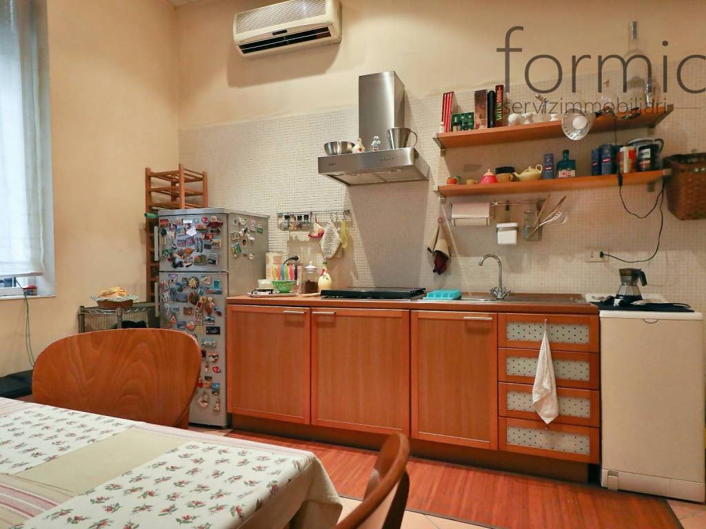 Appartamento a Portici in Via Gaetano Poli - Foto 4