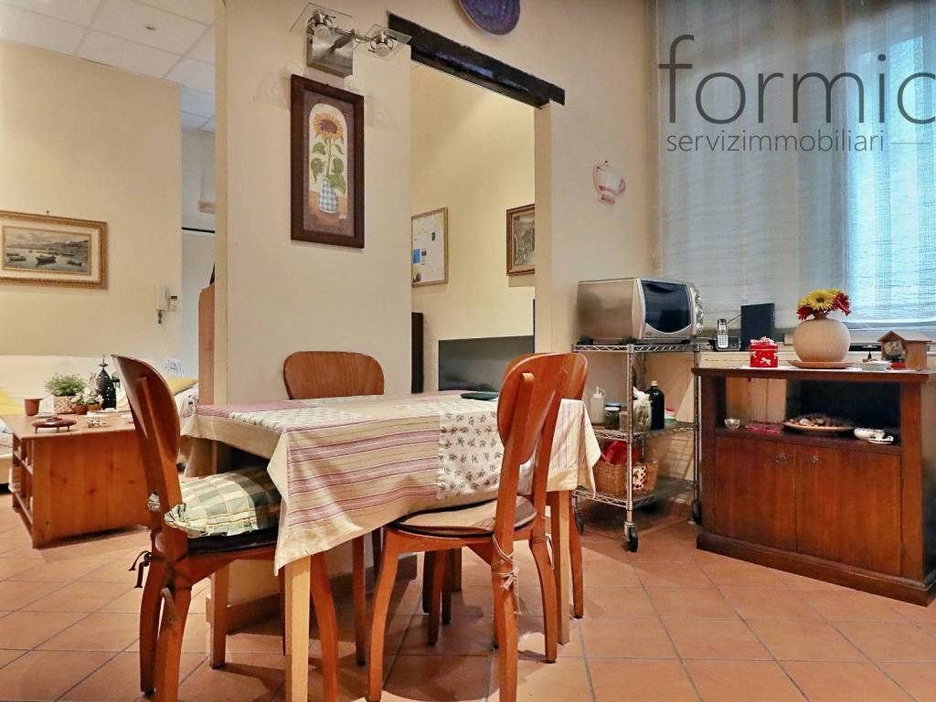 Appartamento a Portici in Via Gaetano Poli - Foto 5