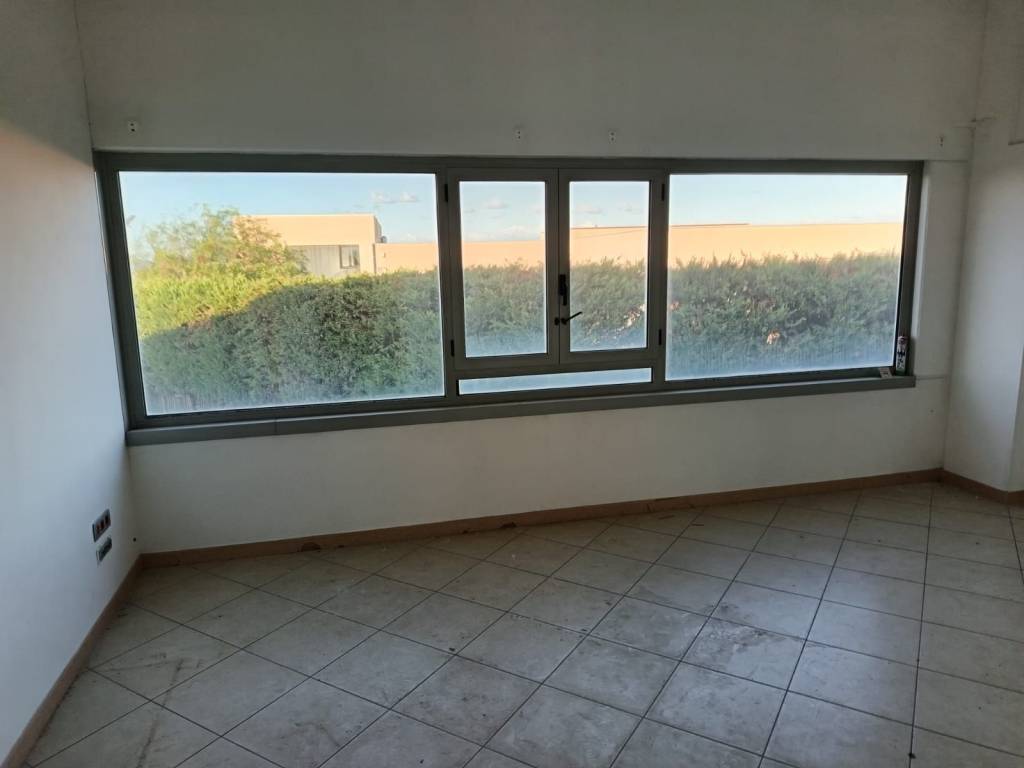 Immobile a Trani in Via Rita Levi Montalcini - Foto 4