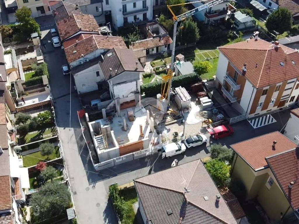 Appartamento a Verona in Via Presanella, 1 - Foto 4