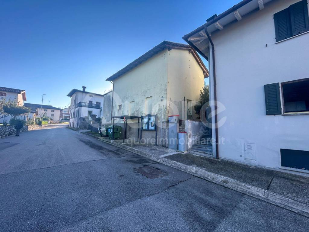 Rustico / casale a Cassacco in Via Giovanni XXIII, 39 - Foto 2