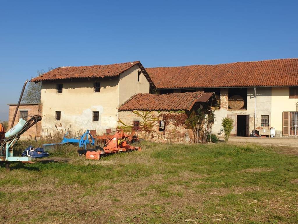 Rustico / casale a Ceresole alba in Via Artuffi, 61 - Foto 4