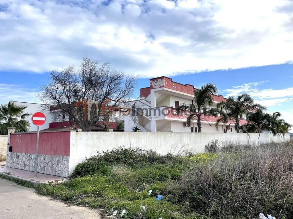 Appartamento a San pietro vernotico in Via Vieste S.N.C. - Foto 2