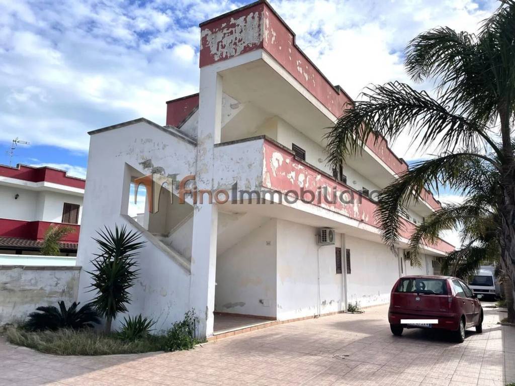 Appartamento a San pietro vernotico in Via Vieste S.N.C. - Foto 3