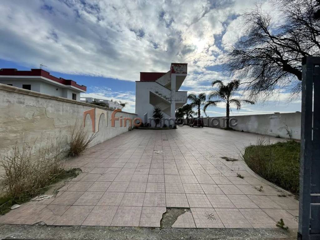 Appartamento a San pietro vernotico in Via Vieste S.N.C. - Foto 4