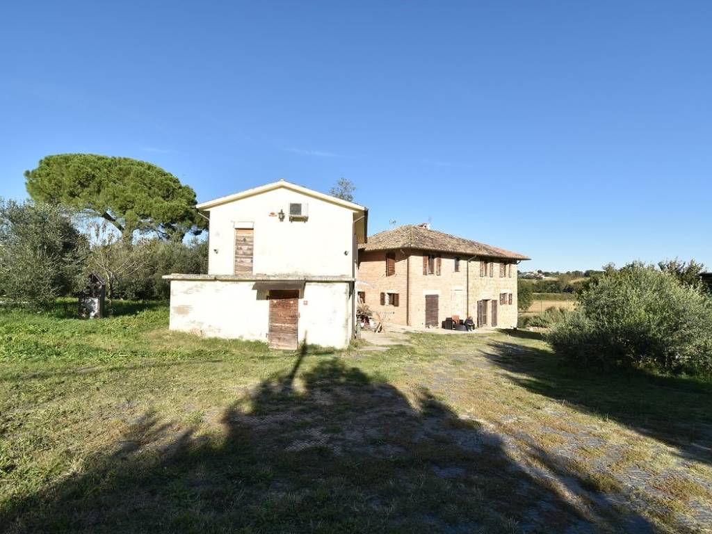 Rustico / casale a Perugia in Strada Pian della Genna-Fontanella, 25 - Foto 4