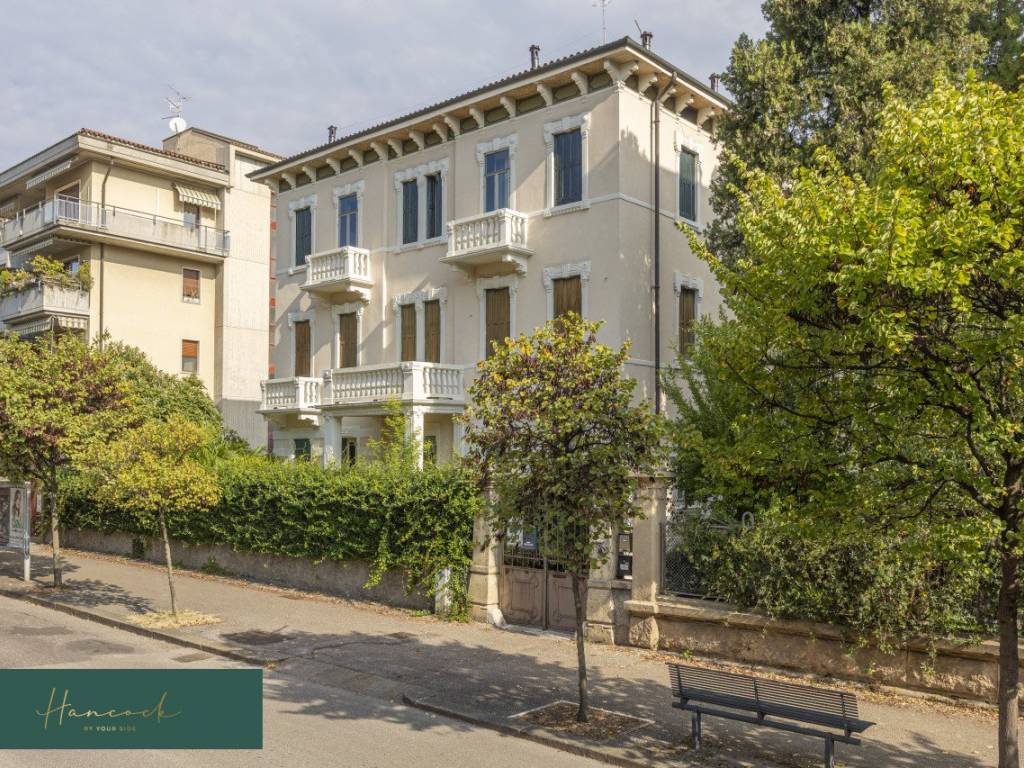 Appartamento a Verona in Viale Nino Bixio - Foto 2