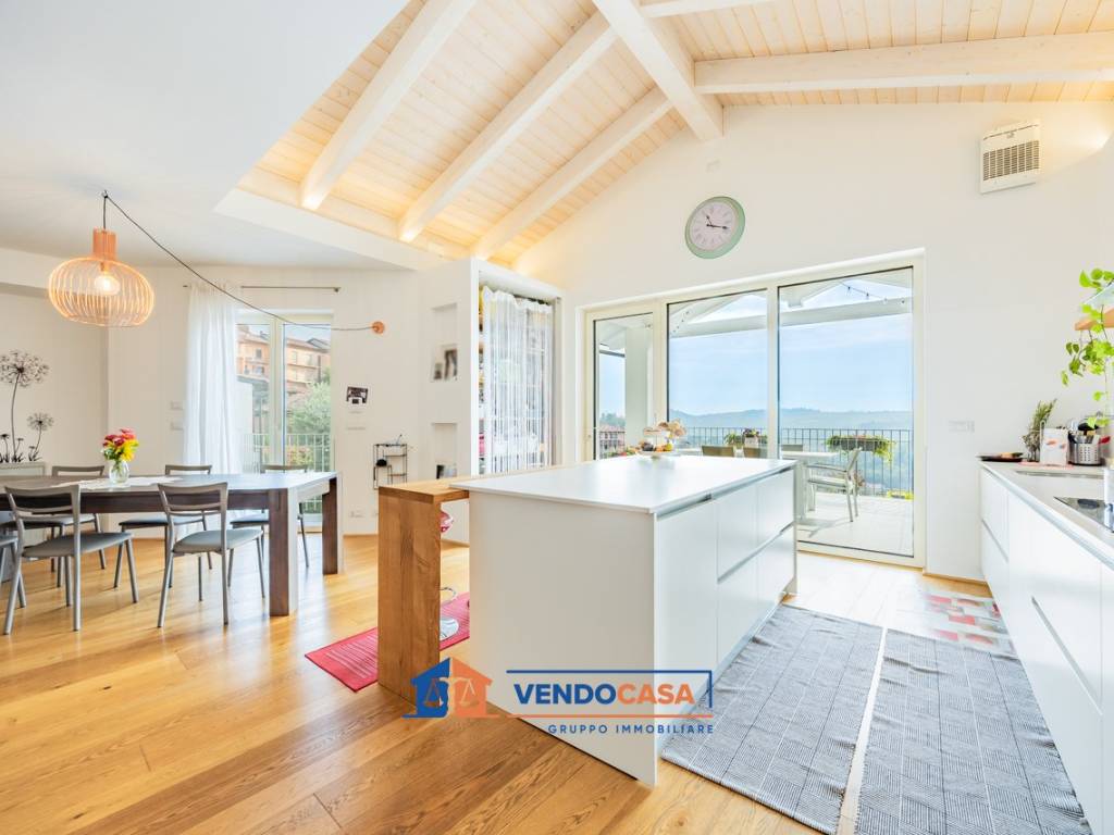 Villa a Vezza d'alba in Via 4 Novembre - Foto 2