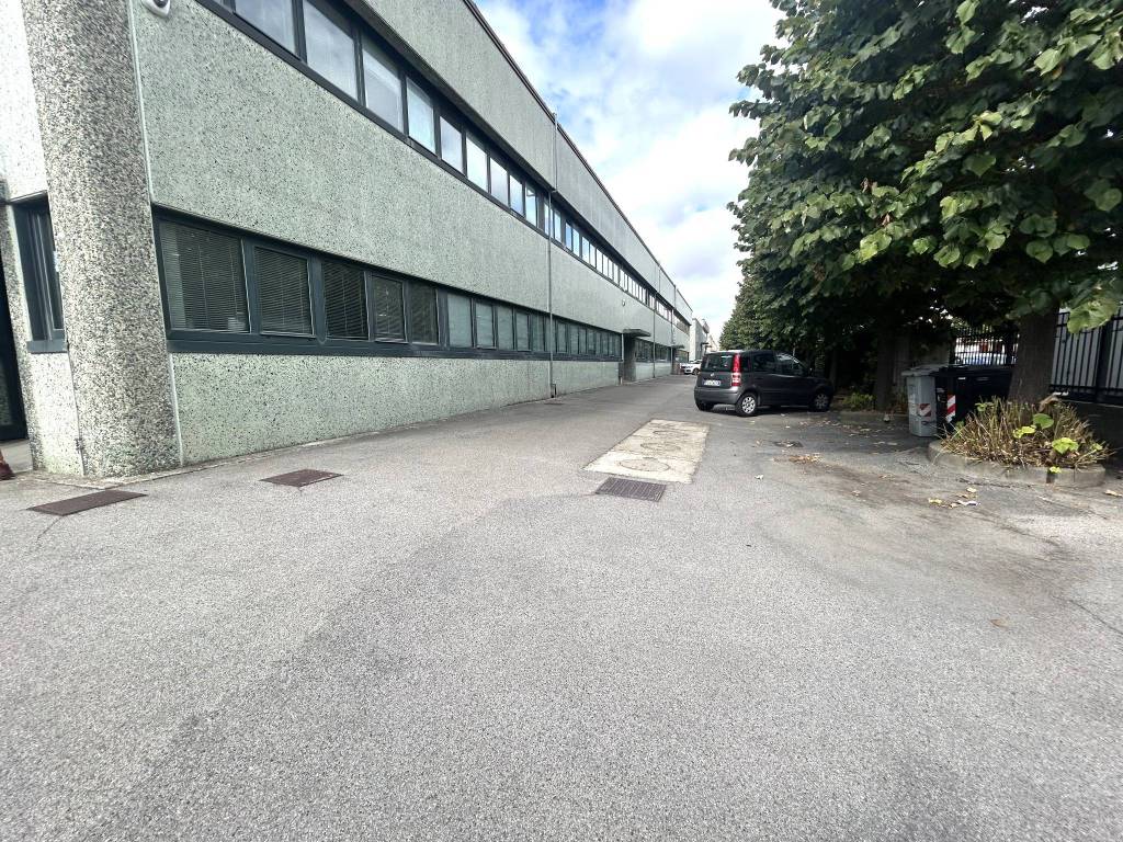 Immobile a Calenzano in Via degli Artigiani - Foto 2