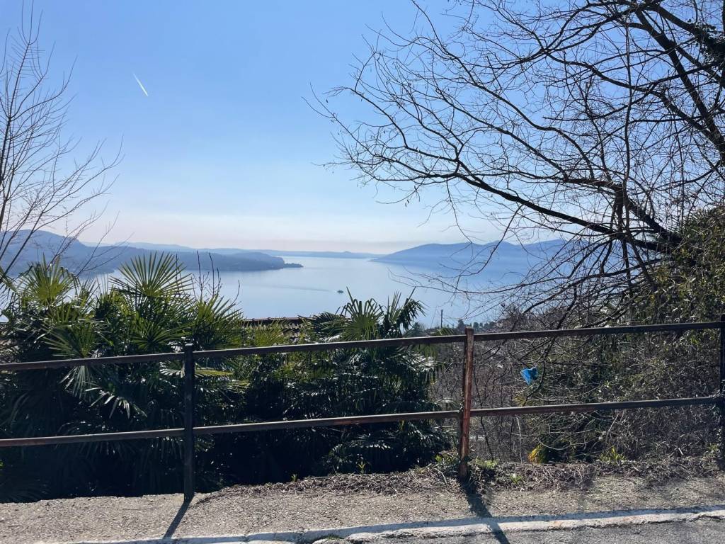 Villa a Ghiffa in Via alle Alpi - Foto 2