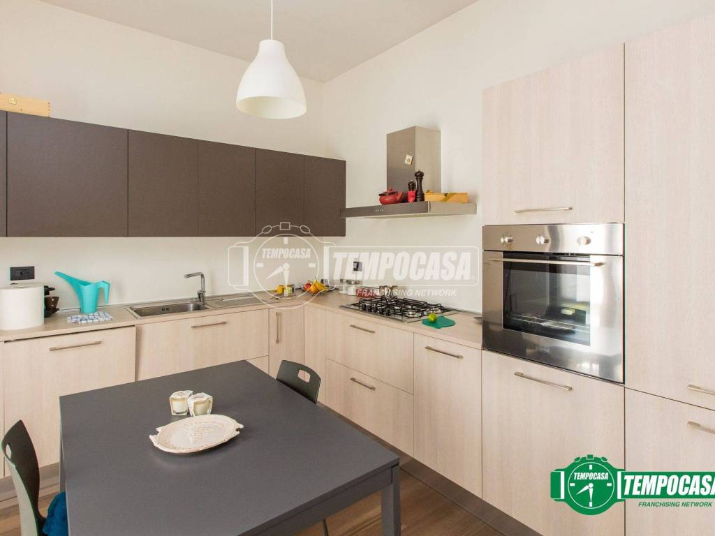 Appartamento a Bellinzago novarese in Via Alessandro Antonelli - Foto 5
