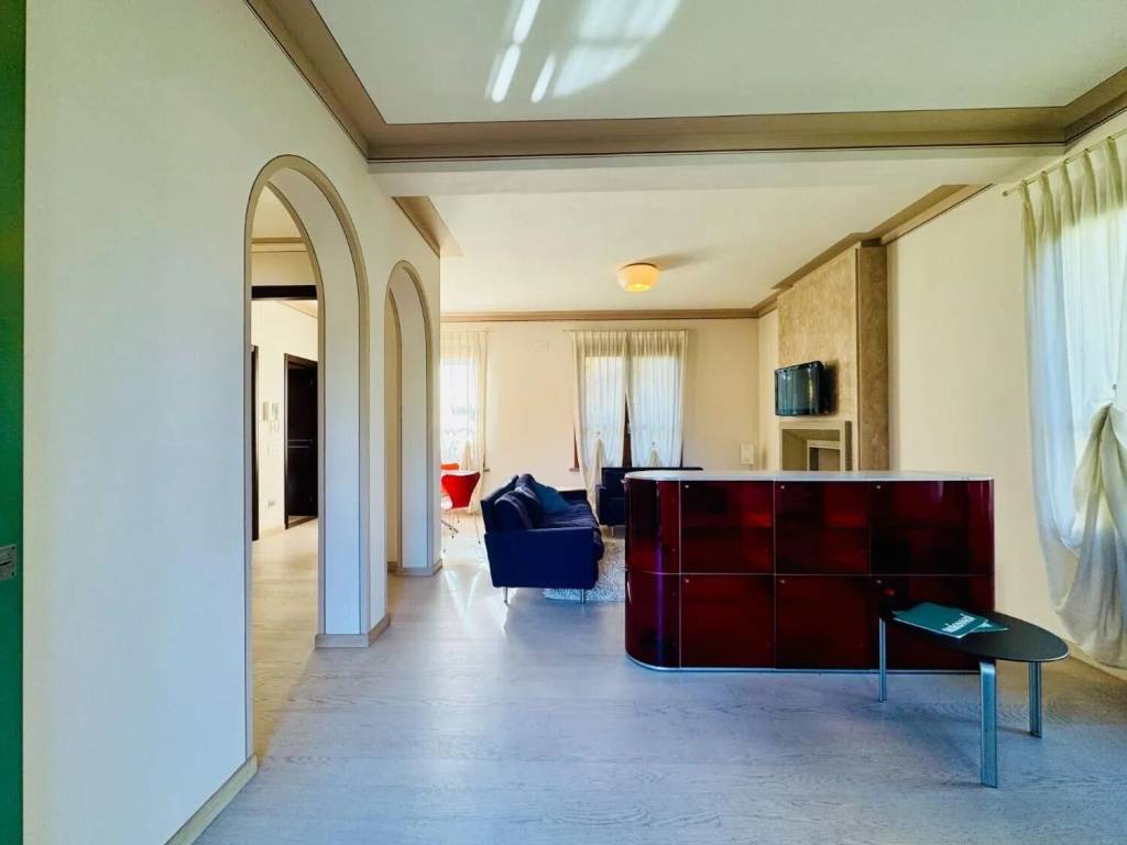 Villa a Pietrasanta in Via Giotto, 27 - Foto 2