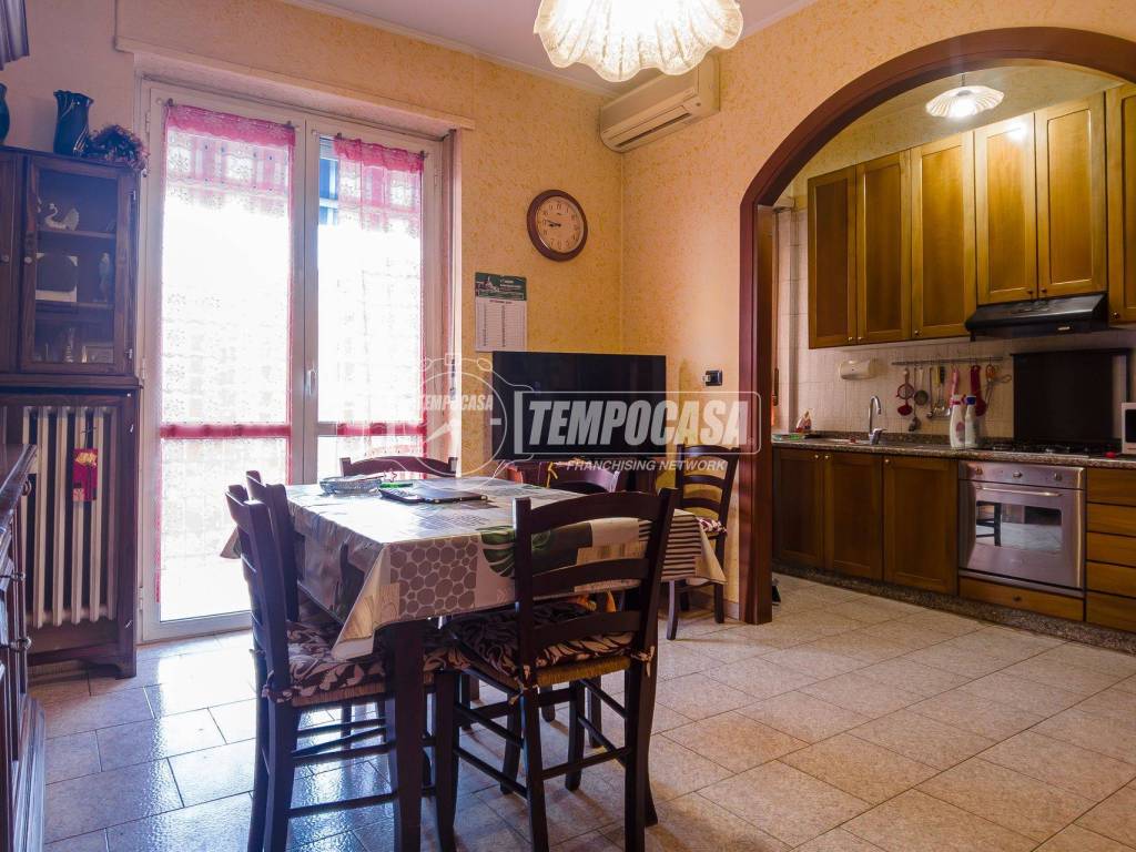 Appartamento a Collegno in Via CASTAGNEVIZZA - Foto 5