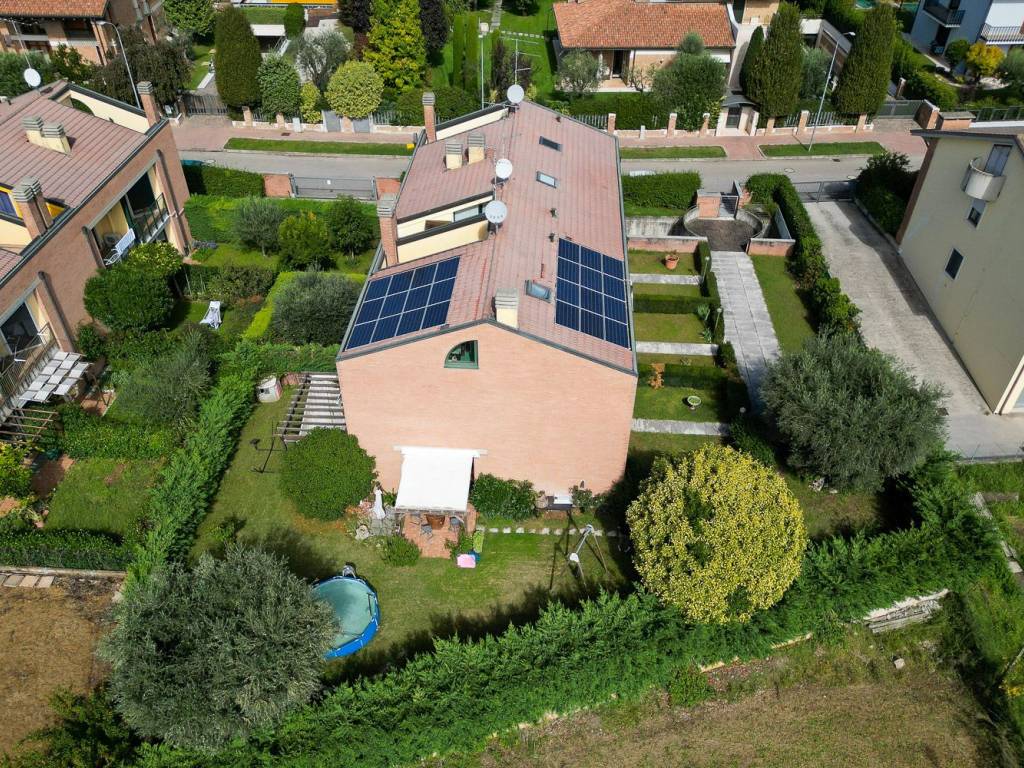 Villa a Bussolengo in Via Umberto Nobile, 5 - Foto 2