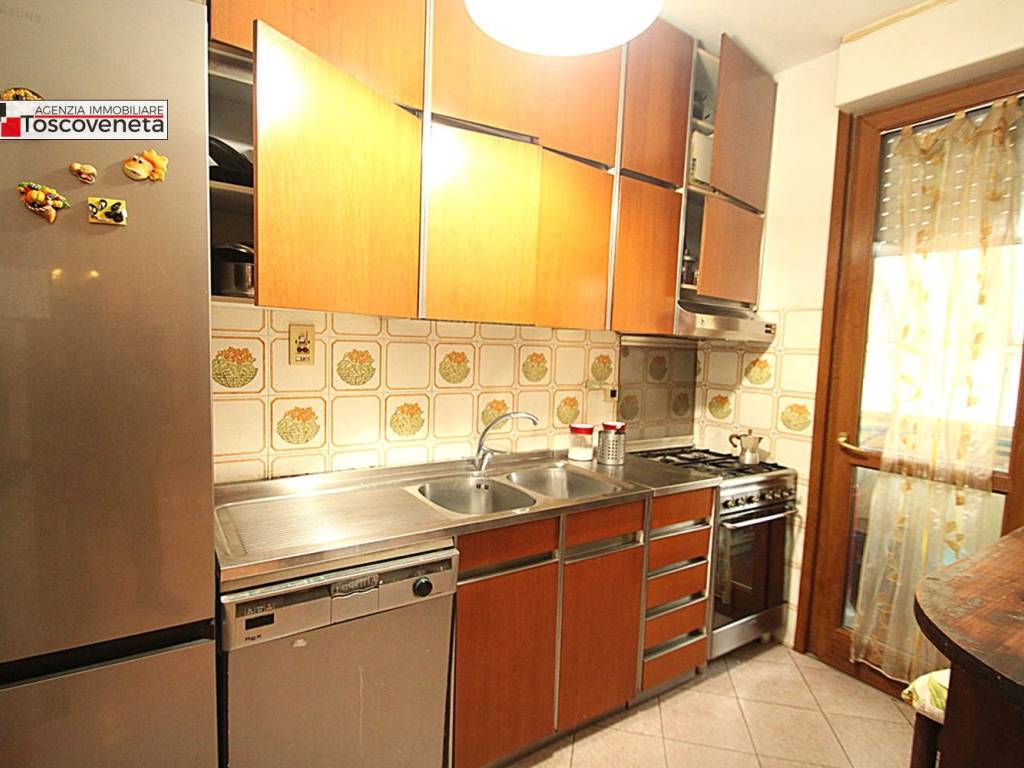 Appartamento a Lucca in Via Giovanni Battista Giorgini - Foto 5