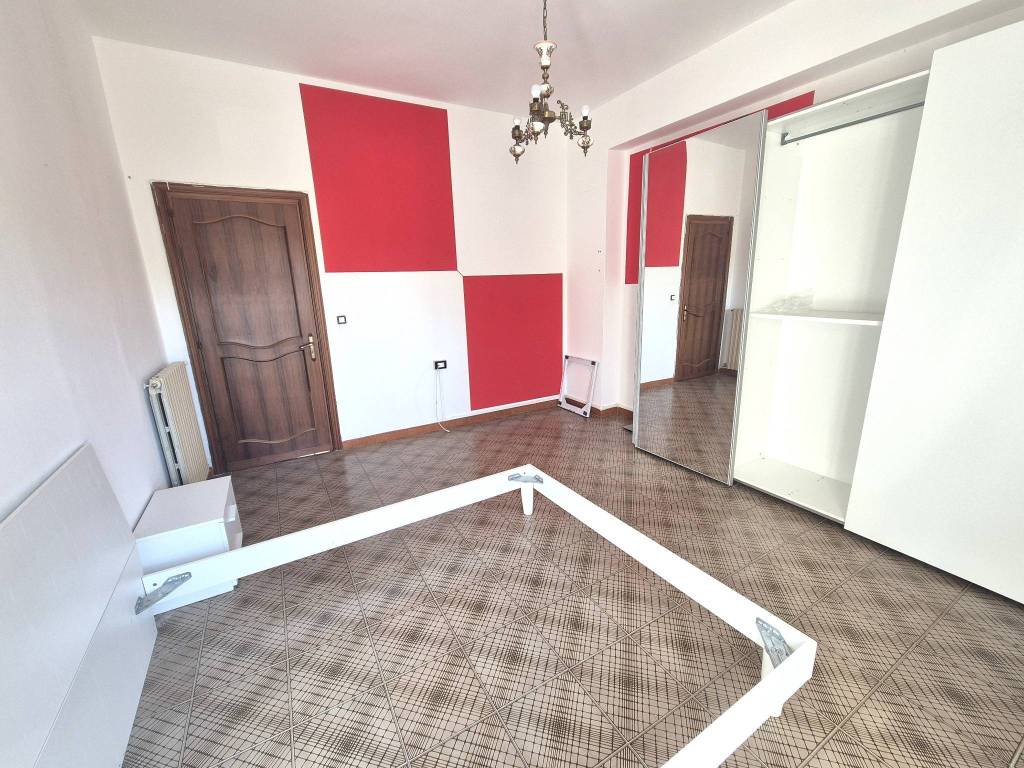 Appartamento a Catanzaro in Via Gianvincenzo Gravina, 11 - Foto 2