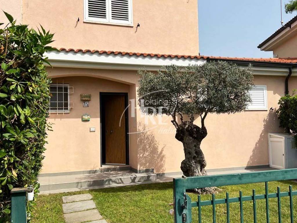 Villetta a schiera a Cetraro in Viale del Boschetto, 63 - Foto 2