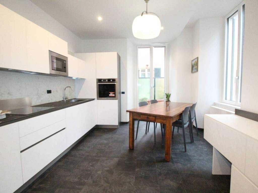 Appartamento a Cernobbio in Via Regina, 49 - Foto 3