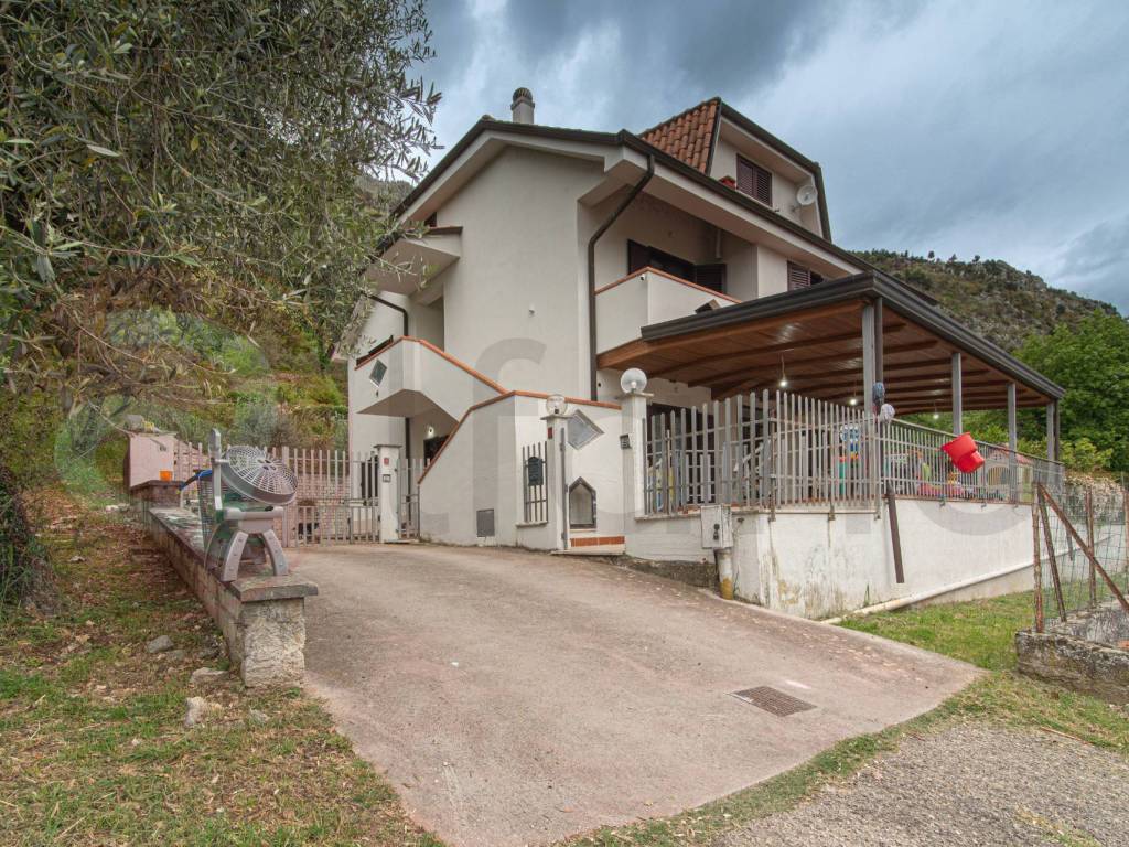 Villa a Roccasecca in Via Littorio, 69 - Foto 4