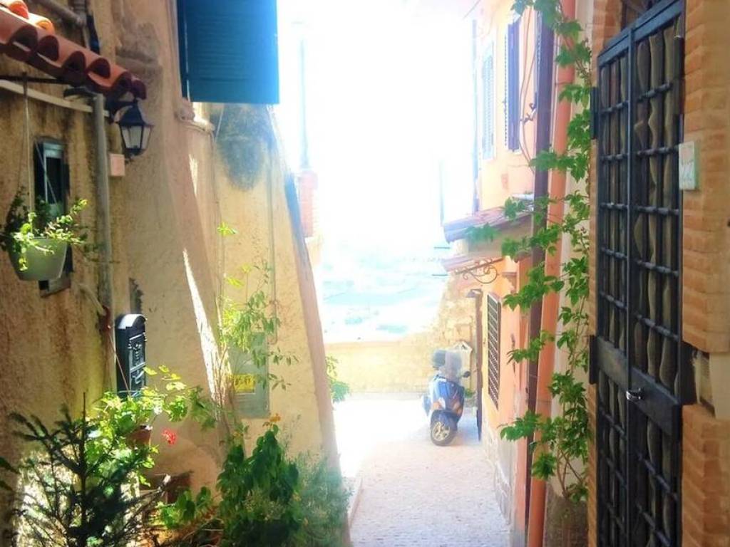Appartamento a Minturno in Vico Dante No Number - Foto 2