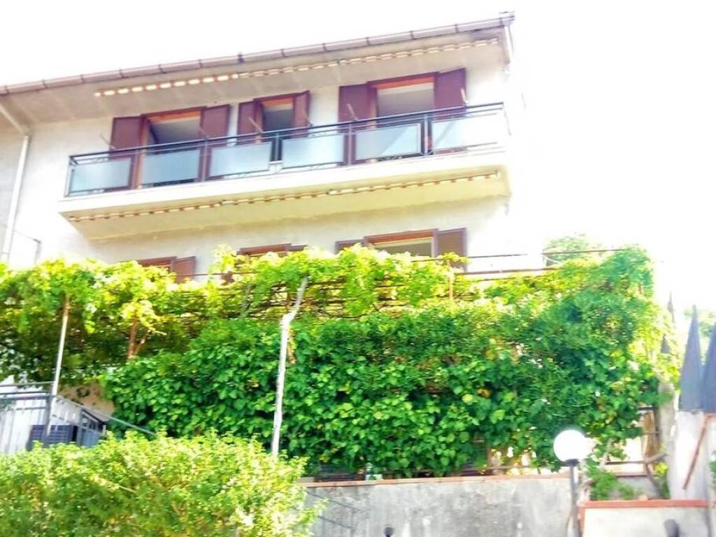 Villa a Castelforte in Via Montepecoriello, 15 - Foto 2