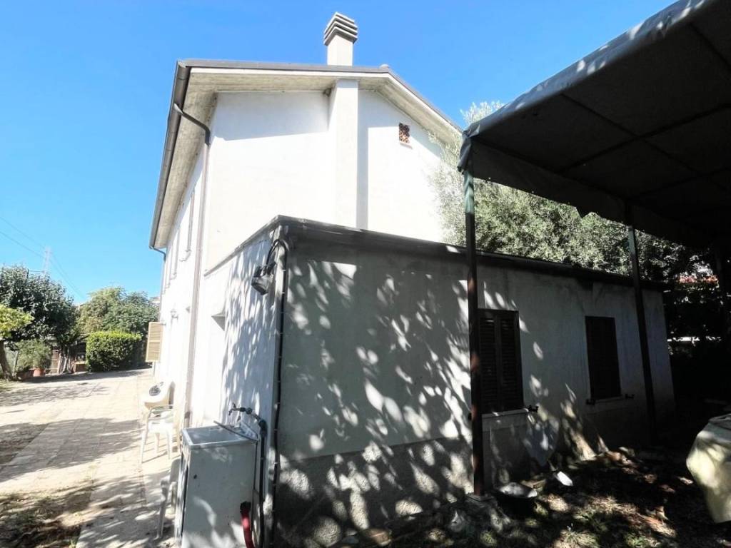 Rustico / casale a Terni in Via Macinarotta - Foto 2
