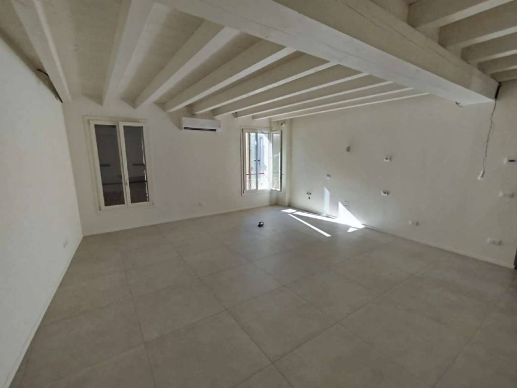 Appartamento a Carpi in via Ciro Menotti - Foto 2