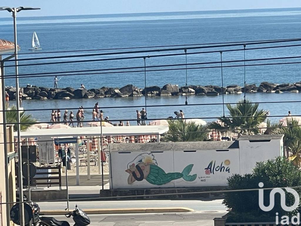 Appartamento a Civitanova marche in Via Cristoforo Colombo, 142 - Foto 3