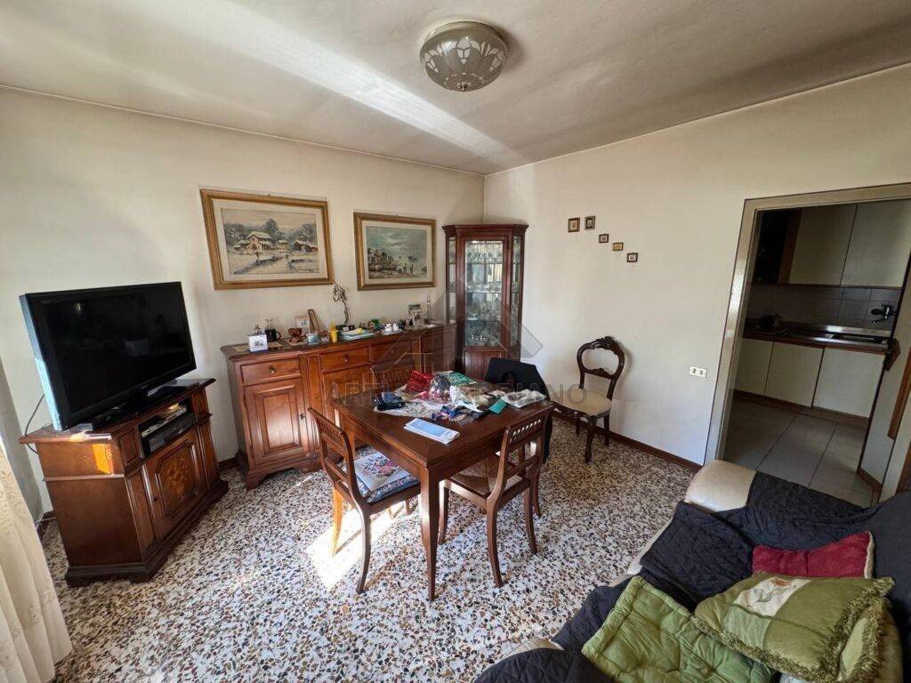 Villa a Montebelluna in Via Feltrina Sud - Foto 4