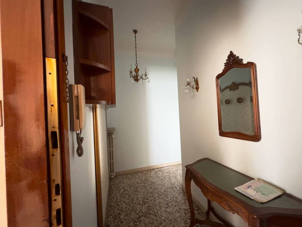 Appartamento a Valenza in Via Giuseppe Mazzini, 37 - Foto 3