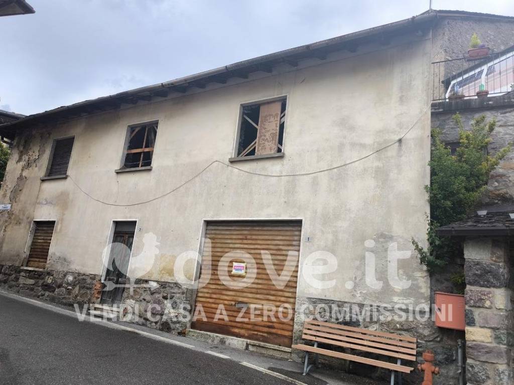 Villa a Gromo in Piazza Trento, 2 - Foto 2