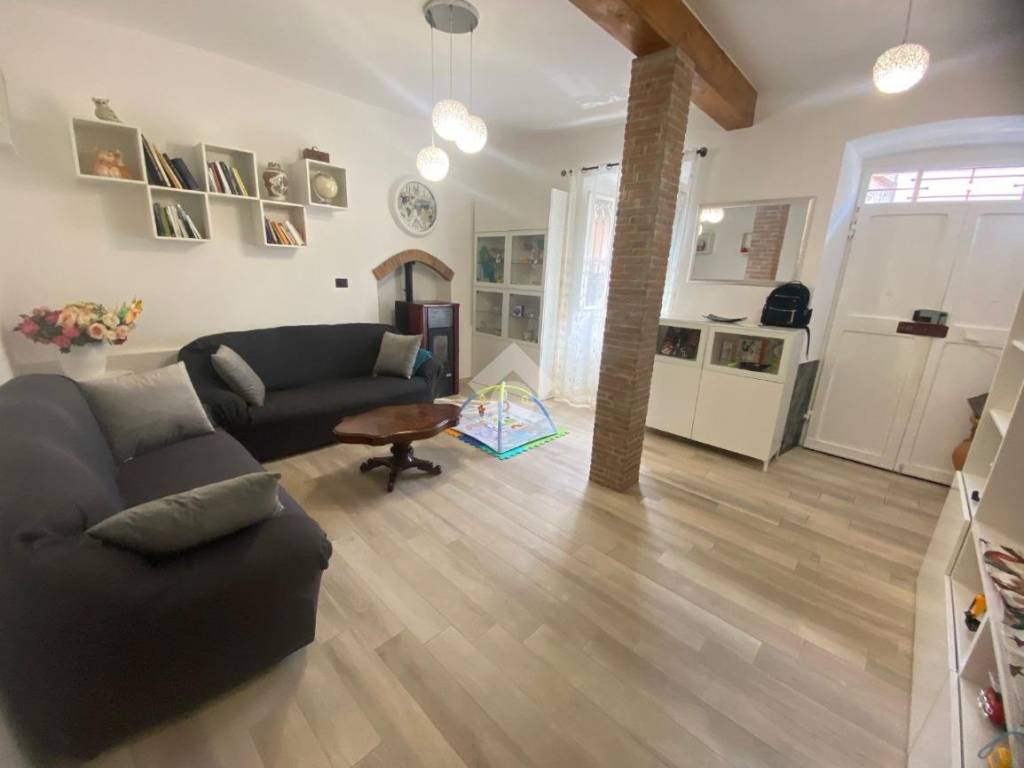 Villa a Montefiascone in Via F. Iacopoini, 1 - Foto 2