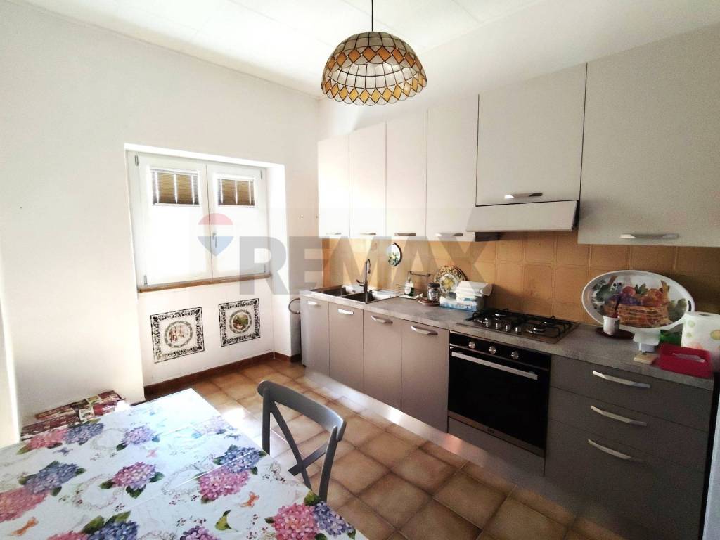 Appartamento a Carbonia in Via Giovanni Maria Angioj, 8 - Foto 4