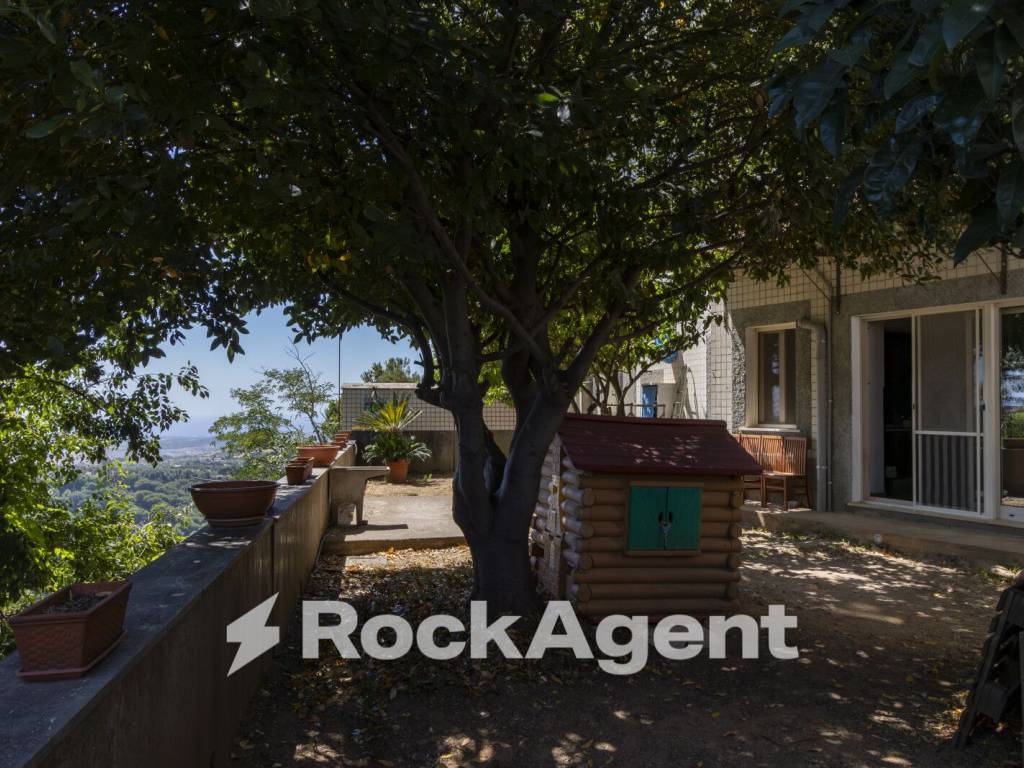 Appartamento a Catanzaro in Via Giuseppe Schipani - Foto 2