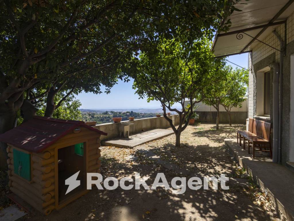 Appartamento a Catanzaro in Via Giuseppe Schipani - Foto 3