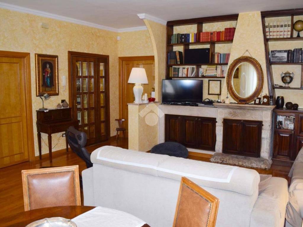 Villa a Tagliacozzo in Via Transimele - Foto 3