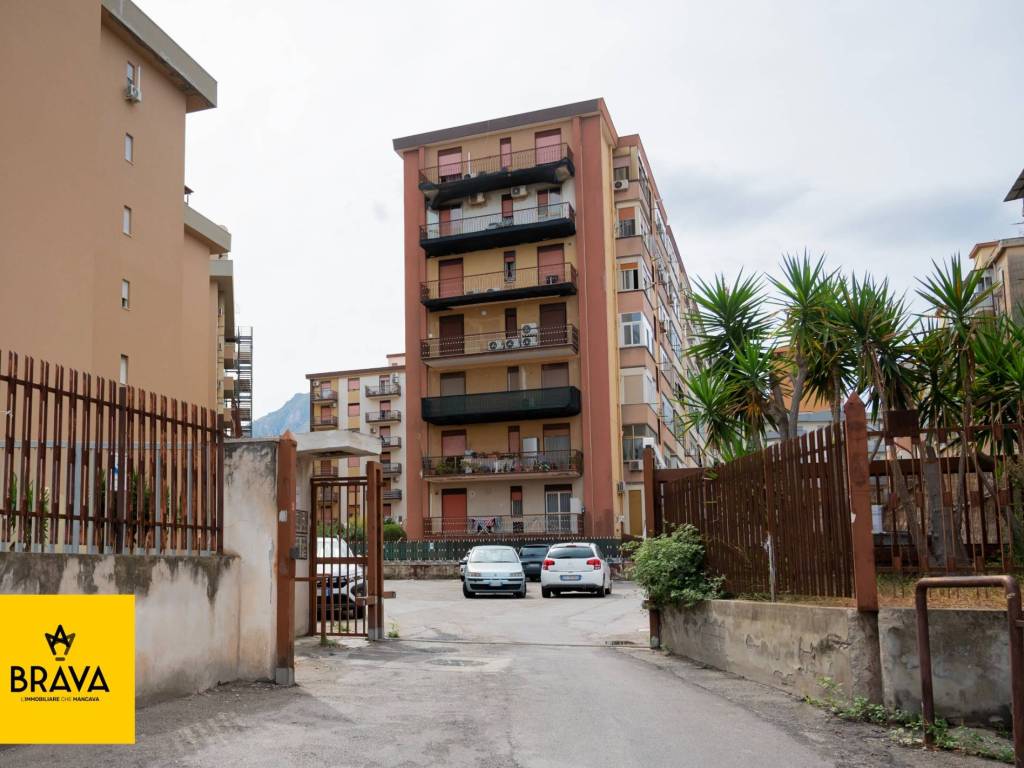 Appartamento a Palermo in Via Messina Marine - Foto 2
