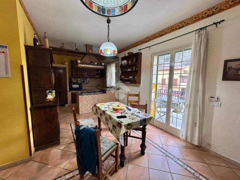 Appartamento a Palermo in Via alla falconara, 17 - Foto 2