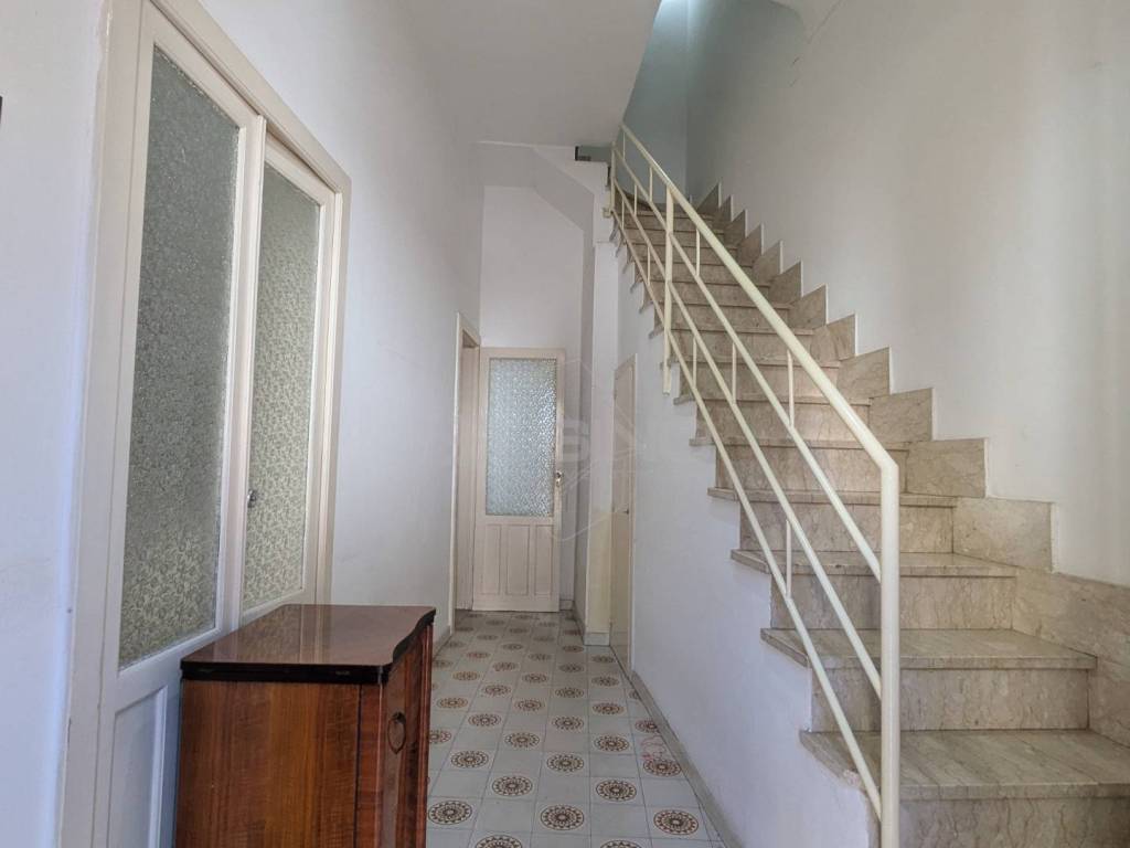 Casa indipendente a Floridia in VIA GIULIANO - Foto 2