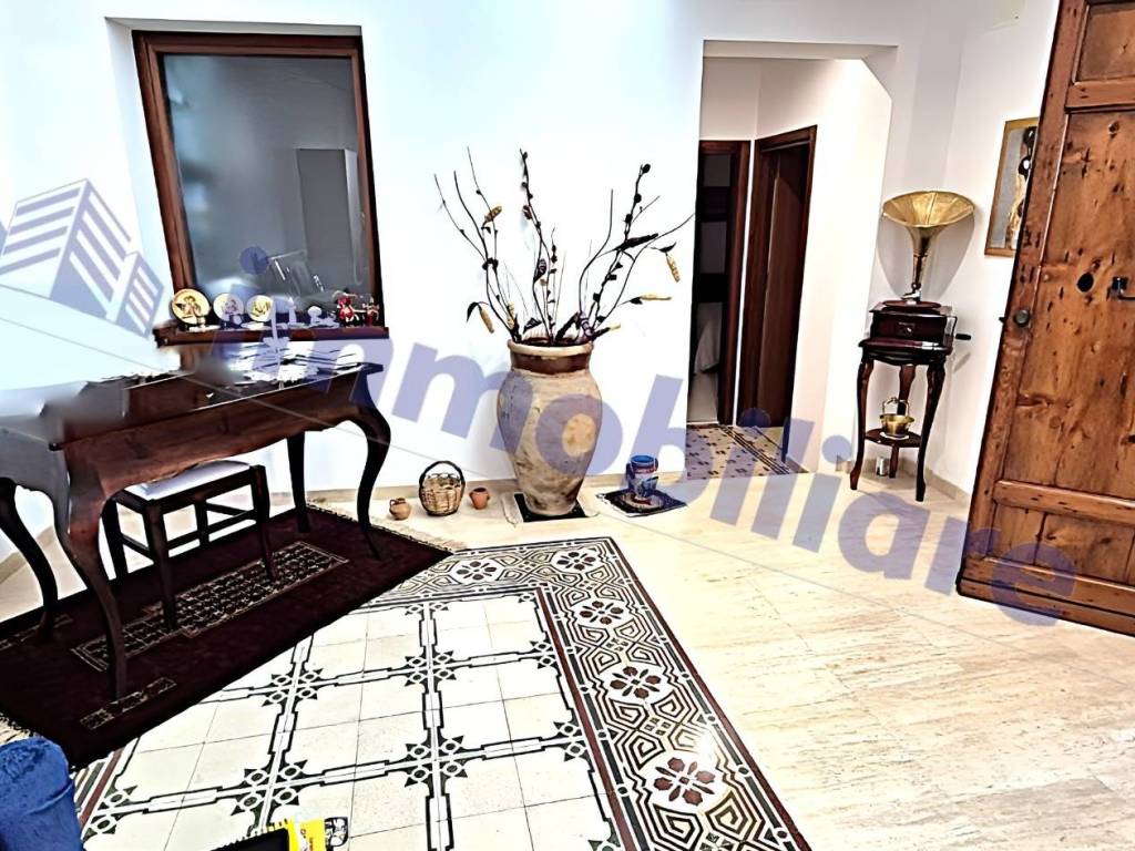 Appartamento a Alcamo in Via Tenente Vito Manno, 35 - Foto 2